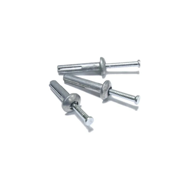 Nous dactylographieons aux ancres d'entraînement de marteau en alliage de zinc avec le clou en acier